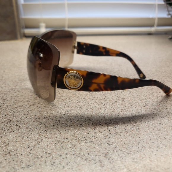 Versace womens Y2K 4225-K sunglasses - Picture 3 of 9
